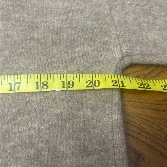 RW & CO Taupe Embroidered Heart Sweater - Picture 8 of 10